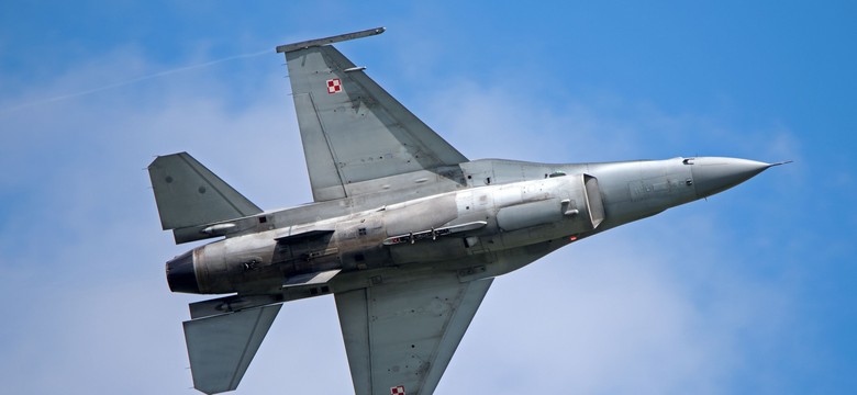 Polskie F-16 z bazy w Łasku będą patrolować tereny kontrolowane przez ISIS? Wiceszef MON: Jest to możliwe