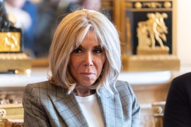 Ljudi su videli kako BRIŽIT MAKRON đuska uz omiljenu pesmu Svetislava Pešića i svima je evidentno da je "ROĐENA KAO MUŠKO": "Pogledajte tu muskulaturu i pokrete", prvu damu Francuske godinama prate ovakvi komentari