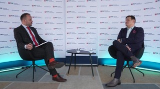 Generacja Z na rynku pracy: świadomi, ambitni, cyfrowi. Obalamy mit 'leniwego pokolenia'