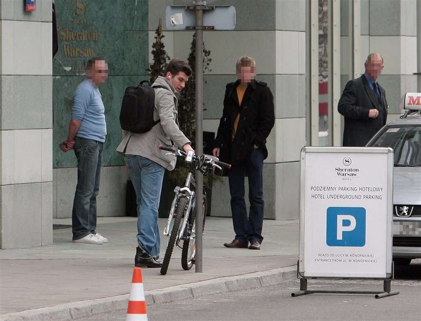 Kammel to gapa. Nie potrafi parkować roweru