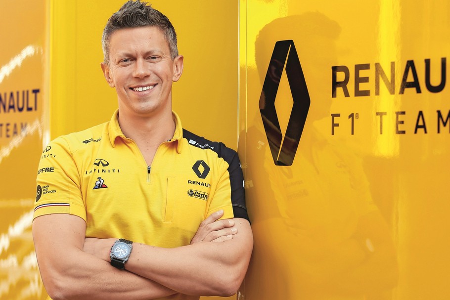 Dyrektor Wykonawczy Renault F1 Team zarządza ponad 700-osobowym zespołem budującym bolidy dla kierowców Renault