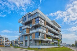 Rynek nieruchomości w dołku? Zaskakujące prognozy na 2025 rok