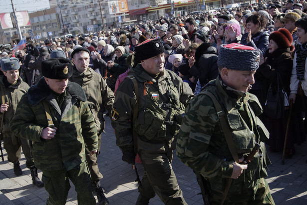 Ukraińscy wojskowi: Separatyści nie wycofują z frontu ciężkiego sprzętu