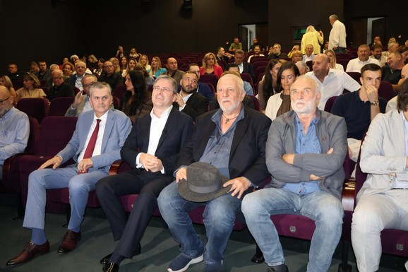 FESTIVAL FILMA I TELEVIZIJE U SRCU ZLATIBORA Na otvaranju ministar Selaković i Gaga Antonijević: "Ovo nije slučajna ideja, ovo je korak napred" (FOTO)