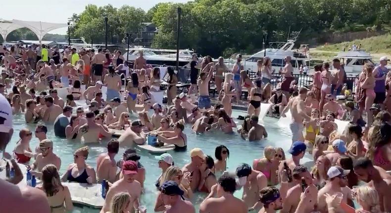 Lake of the Ozarks bar zero ducks given viral pool party