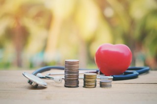 Jak obliczyć okres zasiłkowy pracownikowi, gdy ZUS odmówił mu prawa do świadczenia rehabilitacyjnego