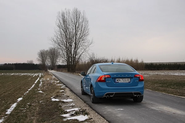 Volvo S60 T6 R-Design Polestar