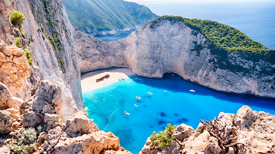 Plaża Navagio ze słynnym wrakiem statku na Zakynthos w Grecji