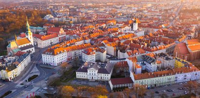 Dawno nie widzieli sąsiada, więc wezwali służby. To, co odkryli w mieszkaniu, wprawiło ich w osłupienie