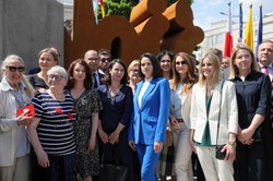 Warszawski ratusz odpowiada Piotrowi Dudzie w sprawie pomnika Solidarności