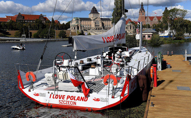 Poważne uszkodzenia jachtu PFN. "To dobra promocja Polski, jak sobie poradziliśmy z taką awarią"