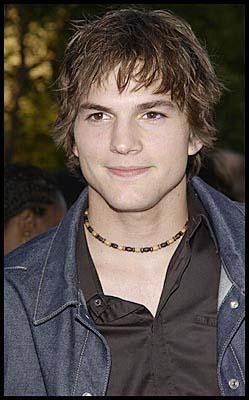 Ashton Kutcher (IQ 160)