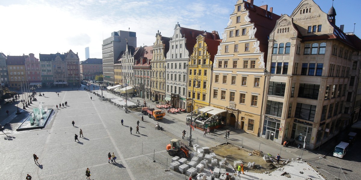 Budowa szpilkostrady na wrocławskim Rynku