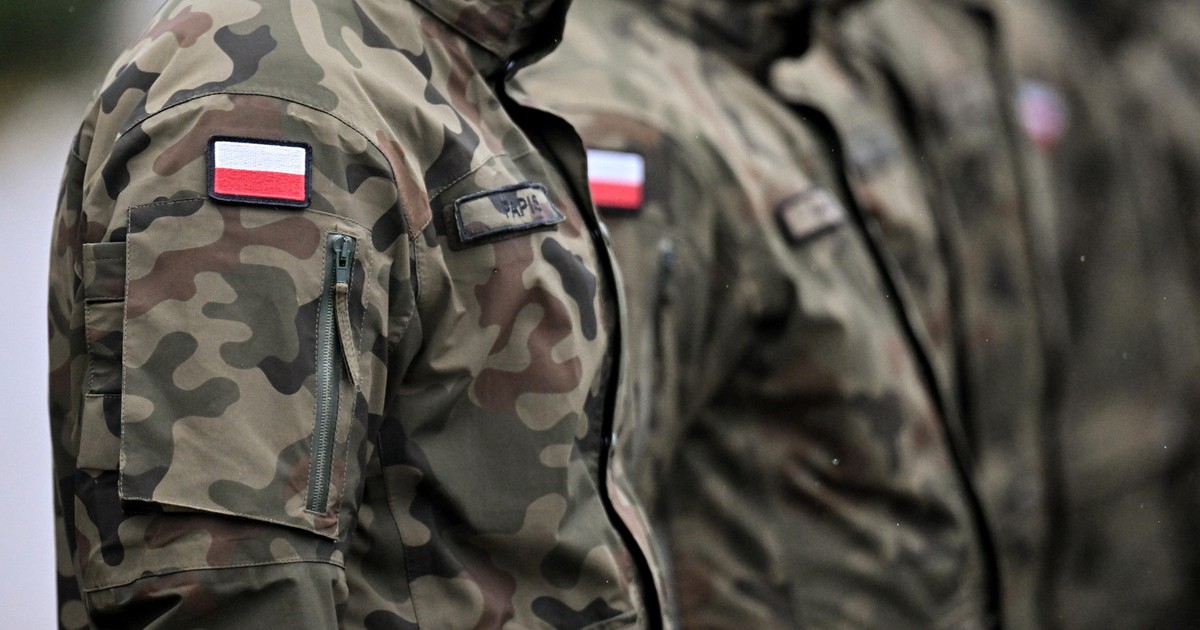 "Fronty Wojny". Oto mechanizm kradzieży tysięcy mundurów z wojska. "Zakłamana struktura"