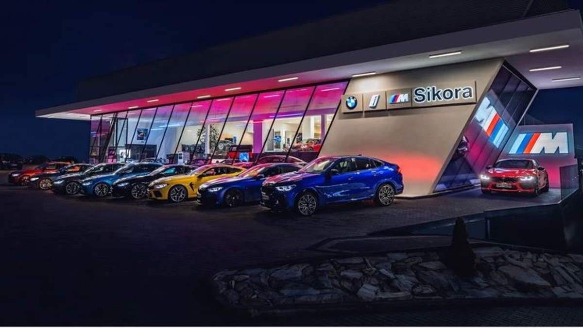 27 stycznia w Mikołowie rozpoczął działalność pierwszy w Europie Środkowo-Wschodniej salon BMW M i M Motorsport. Ireneusz Sikora, twórca Grupy Sikora, która jest założycielem obiektu, deklaruje, że ma nowatorski pomysł na kompleksową obsługę swoich klientów.