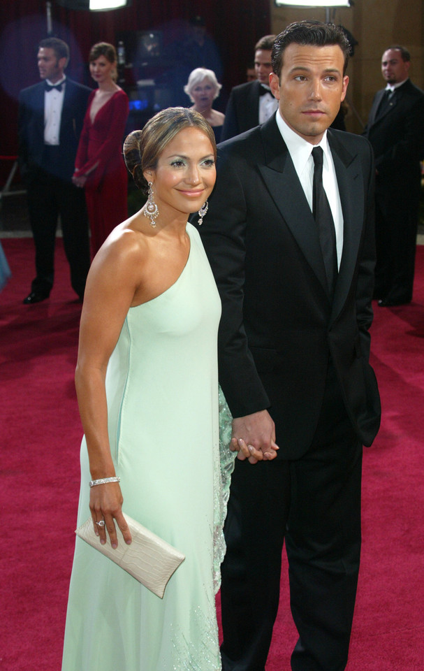 Ben Affleck i Jennifer Lopez w 2003 r.