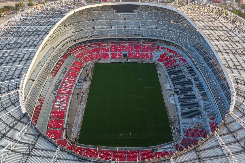 Obnova stadiona izazvala je kritike zbog zastoja i nepostojanja sveobuhvatnih radova | Foto: Getty Images