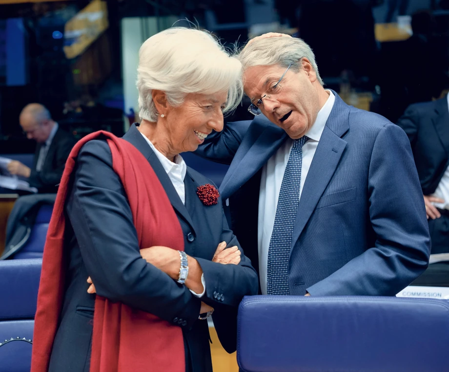 Soft power dressing Christine Lagarde: połączenie ponadczasowej elegancji z kobiecością.