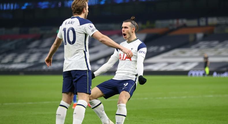 Gareth Bale (R) celebrates with Tottenham team-mate Harry Kane