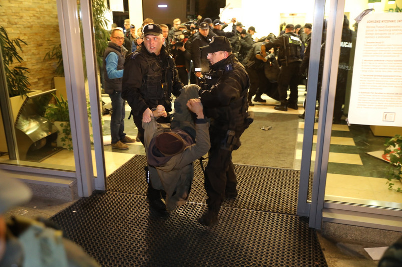 Protest przed Dyrekcją Generalną Lasów Państwowych