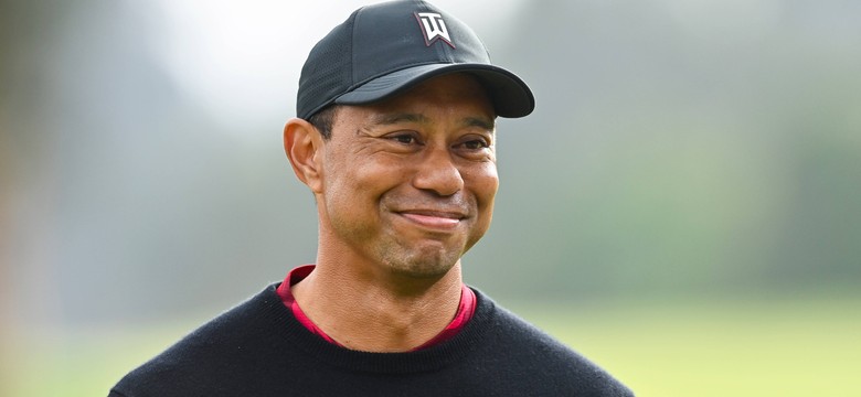 Kije golfowe Tigera Woodsa sprzedane za rekordową cenę