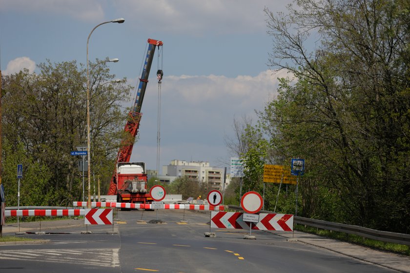 Rośnie wiadukt na Chociebuskiej