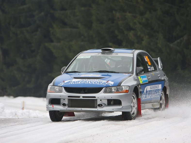 Rajd Szwecji 2008: Gardemeister wywalczył punkty dla Suzuki