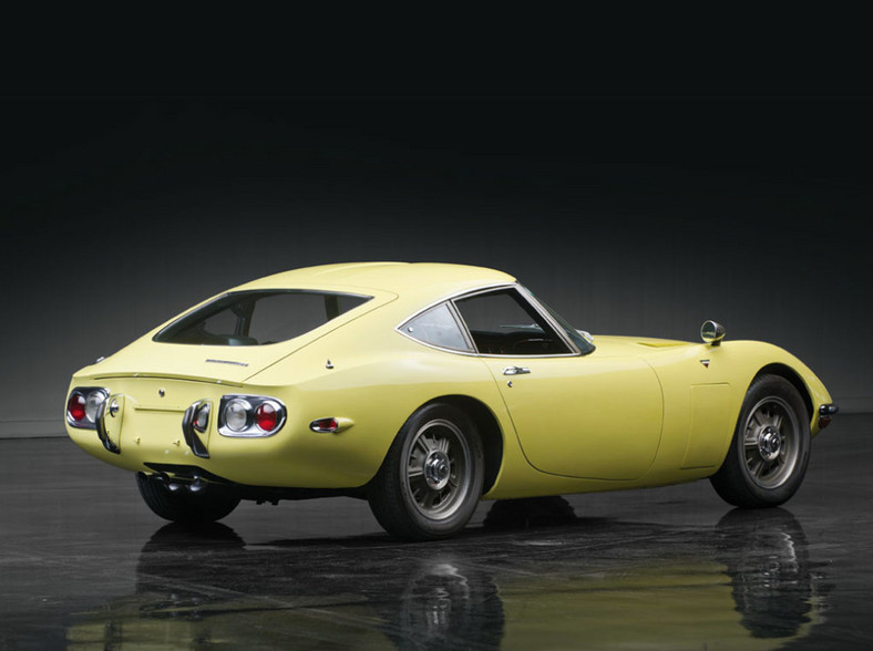 Toyota 2000GT