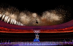 Igrzyska oficjalnie zakończone, ogień olimpijski zgasł