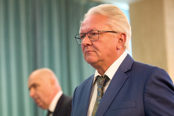 "Za AI su potrebna ista pravila kao za nuklearno oružje!" Šef "Rajnmetala" poziva na globalnu regulativu veštačke inteligencije