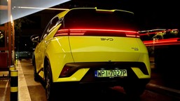 oto nowe auto dla ludu. ma 156 km i już trzęsie rynkiem. cena?