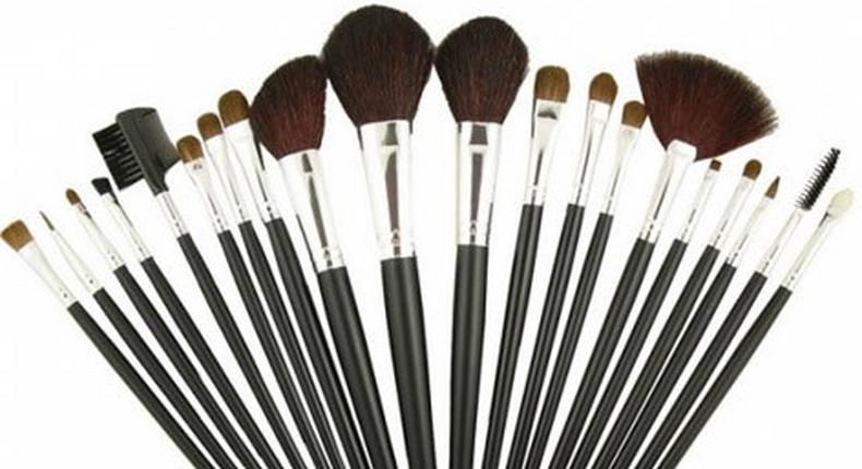 Makeup brushes