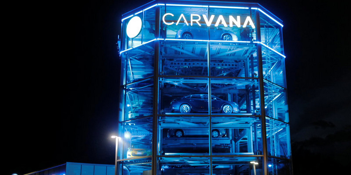 The company that sells cars from a giant vending machine has filed for an IPO
