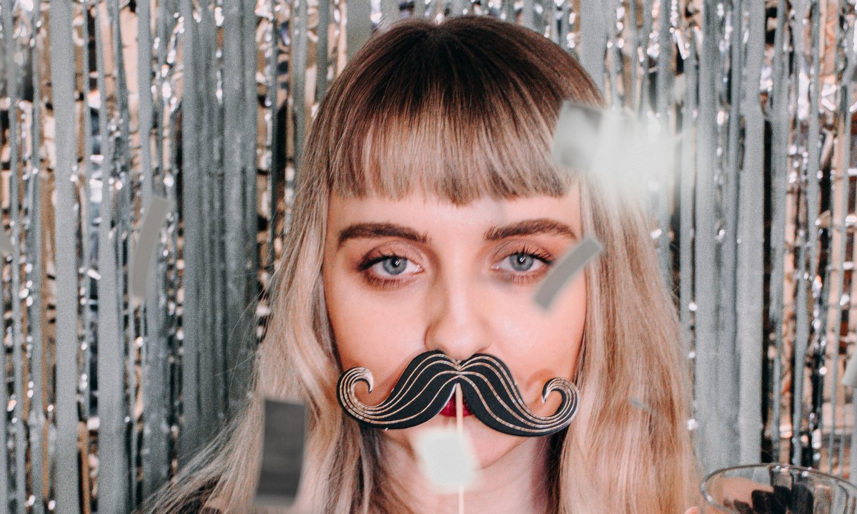 Dzięki tym sprzętom z łatwością usuniesz wąsik i wymodelujesz brwi. Niedrogie i sprawdzone urządzenia do depilacji twarzy