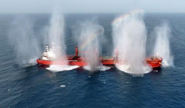 Huti su napadali brodove u Crvenom moru tokom izraelskog rata u Gazi, što je prepolovilo saobraćaj na morskom putu kojim se doprema deo nafte | Foto: HOUTHIS MILITARY MEDIA CENTER/HANDOUT/EPA/Shutterstock