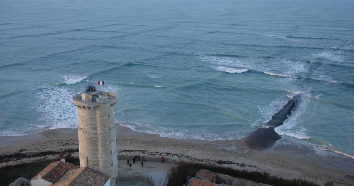 Fenomen ciudat în mare.  De ce este periculos?