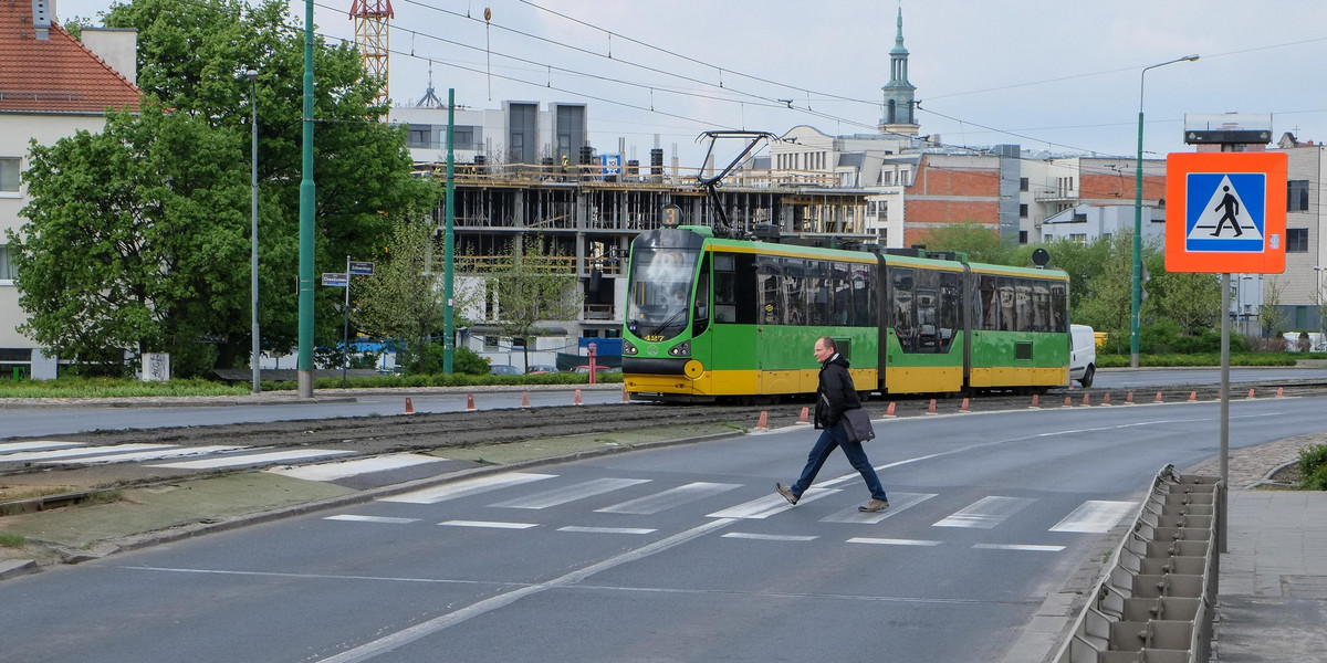 Przenoszą przejście dla pieszych