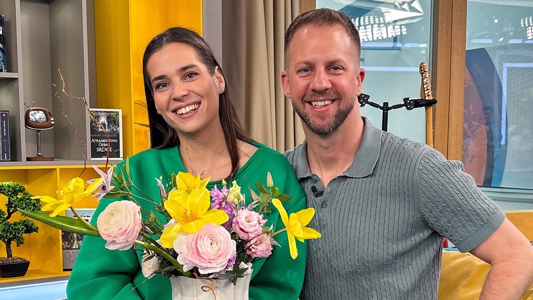 Moderátori Telerána Lucia Hlaváčková a Matúš Krnčok.