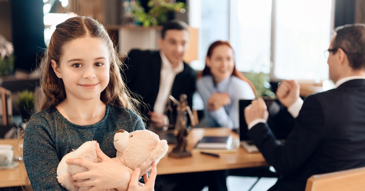 Zmiana nazwiska na nazwisko ojczyma. Kiedy ojciec nie musi wyrazić zgody?