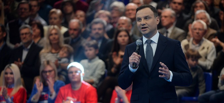 Kancelaria Prezydenta zarzuca Dudzie plagiat. "Kopiował tezy Komorowskiego"