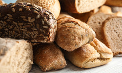 Czy dobry chleb kupowany w piekarni musi być drogi? Wyjaśnia dietetyczka