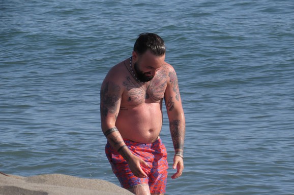 "NISAM IMAO OD ČEGA DA ŽIVIM" Pevač jedva krpio kraj sa krajem, a onda mu koleginica pomogla: "Pozajmljivao sam pare i snalazio se"