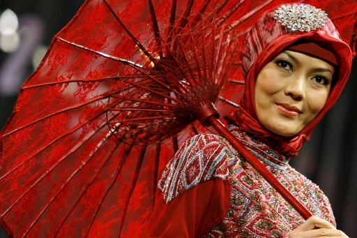 FASHION-MALAYSIA-ISLAM-HERMAN NUARI