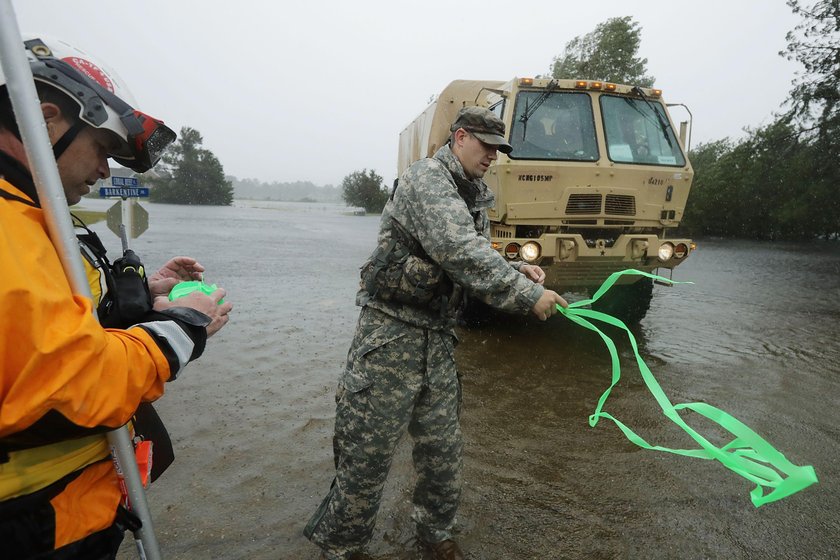 USA. Huragan Florence uderzył w Karolinę Północną