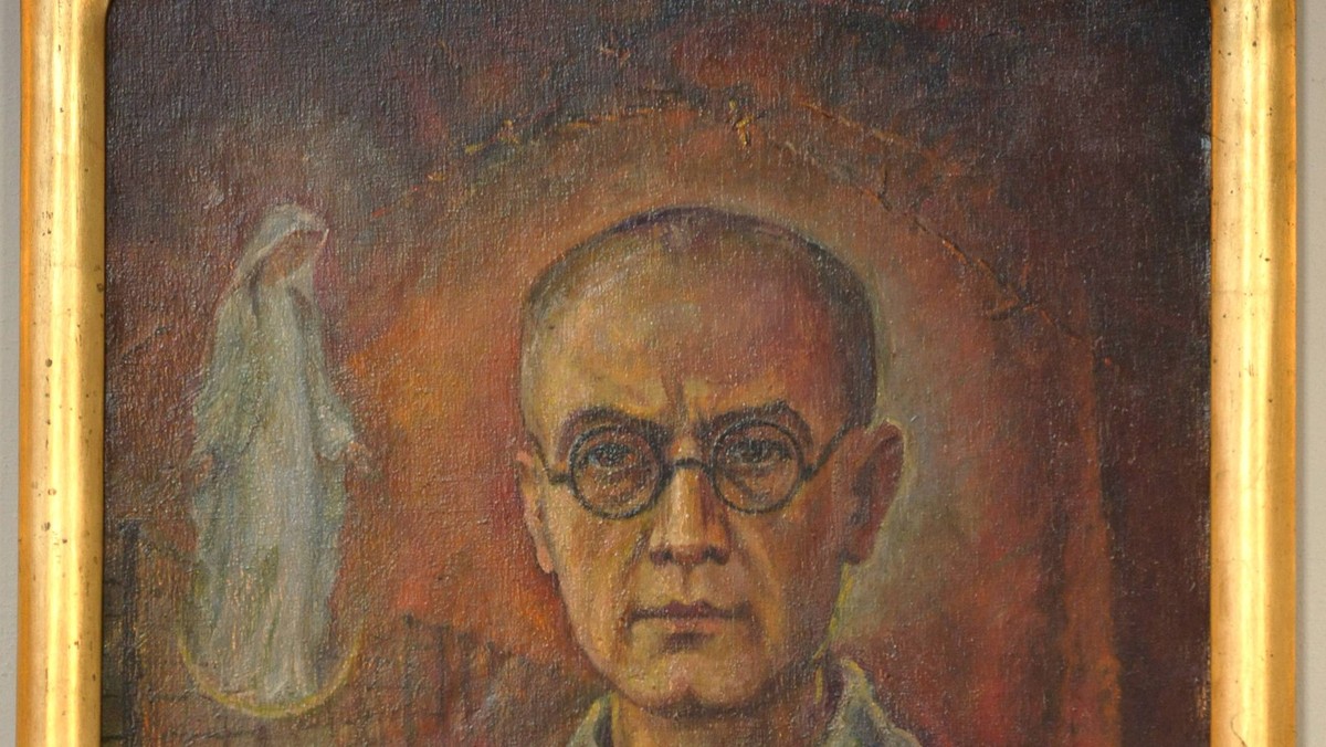 Św. Maksymilian Kolbe jest symbolem ofiar nazizmu i patronem trudnych czasów - powiedział bp Marian Duś podczas mszy św. odprawionej w warszawskim klasztorze oo. franciszkanów, w 70. rocznicę aresztowania o. Kolbego przez Gestapo.