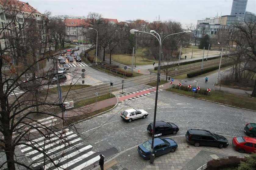 Zróbcie tu porządne pasy