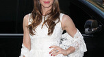 Jessica Biel w koronkowej białej sukience