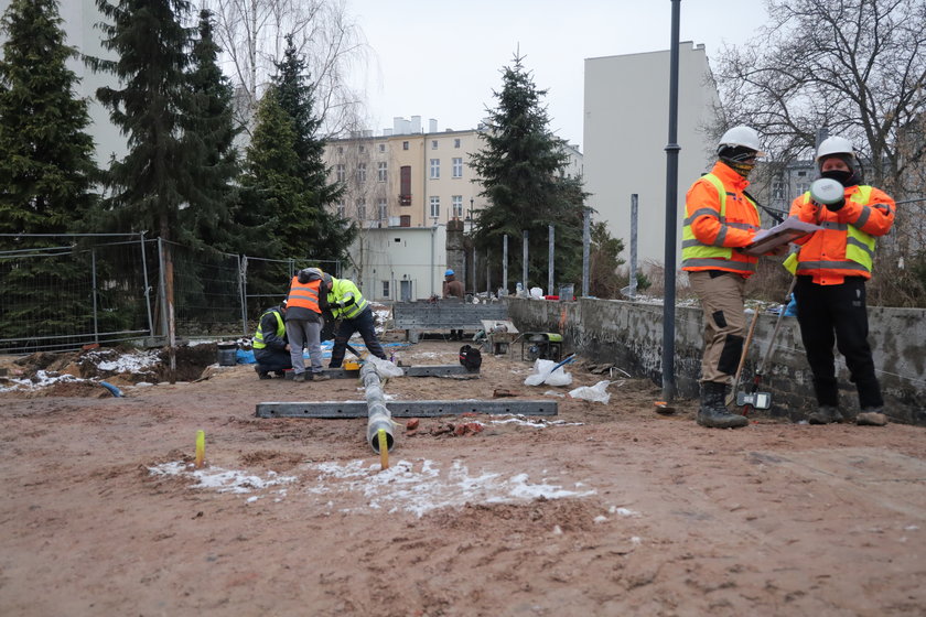 Skarby znalezione na budowie pasażu przy ul. Ogrodowej