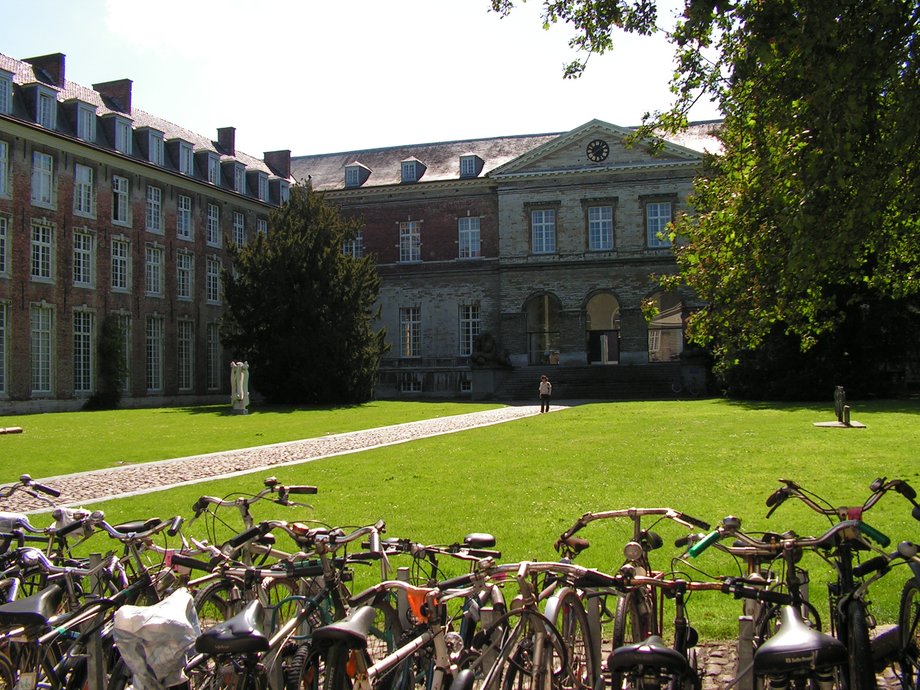 Katholieke Universiteit Leuven