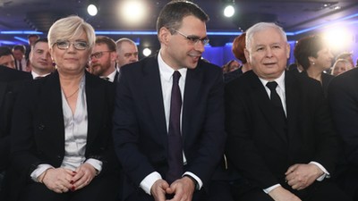 Julia Przyłębska , Michał Karnowski i Jarosław Kaczyński podczas Gali Człowieka Wolności 2017 zorganizowanej przez tygodnik Sieci